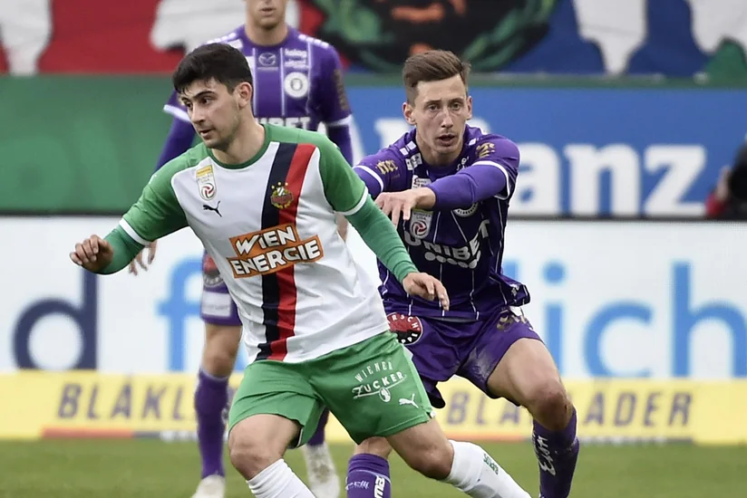 Rapidin 3 futbolçusu Neftçi ilə oyun öncəsi sıraya dönüb