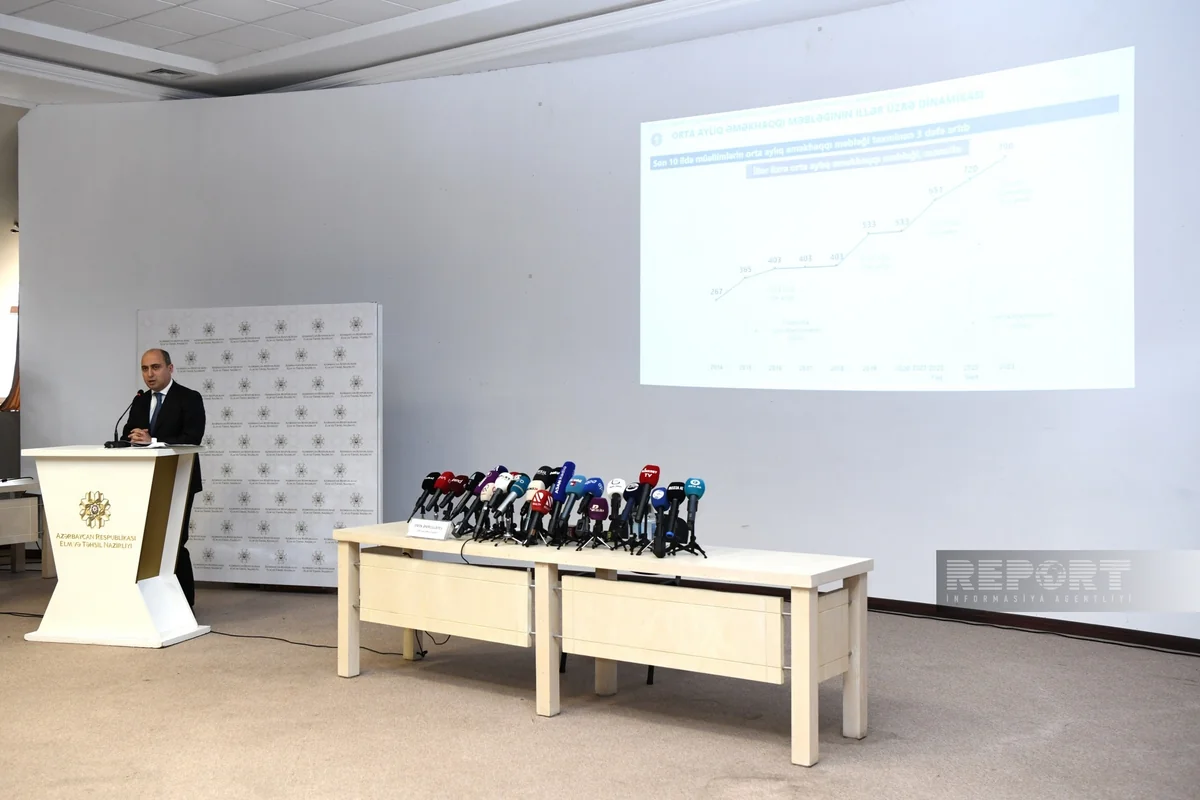 Nazir: Hər iki tələbədən biri mütləq təqaüd alır