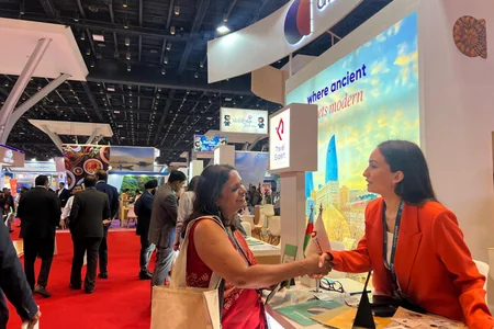 Азербайджан представил туристический потенциал в Индии