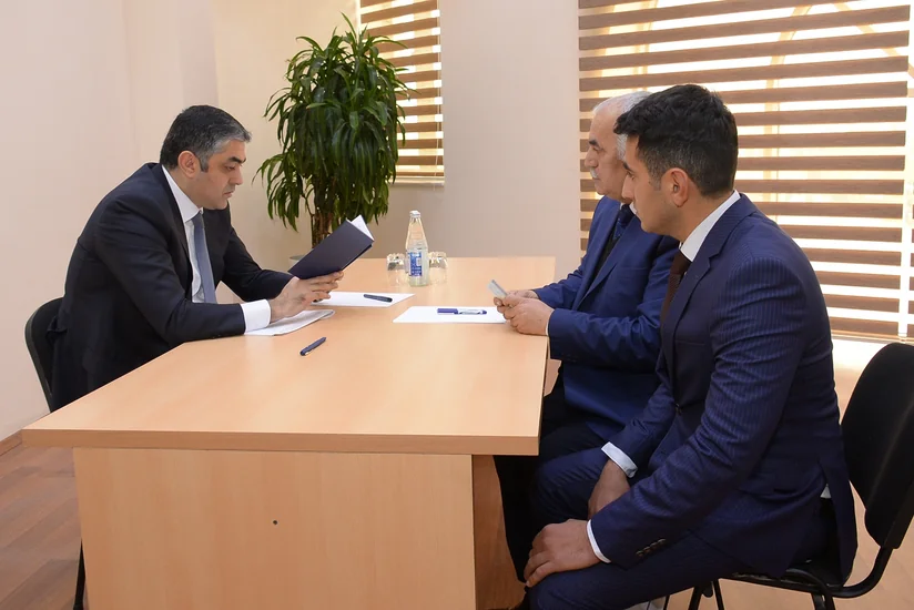 Nəqliyyat, rabitə və yüksək texnologiyalar naziri Salyanda vətəndaşlarla görüşüb