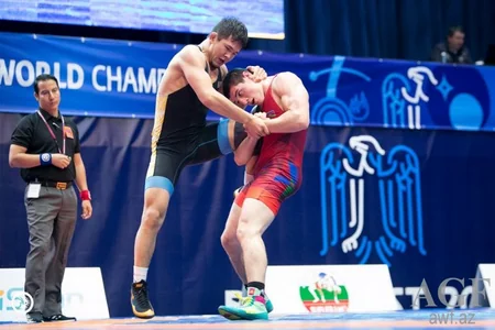 Güləşçi Şamil Zubairov ermənini məğlub edərək sonda dünya çempionu olub