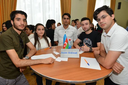 Azərikimya İB-də Neftçilər gününə həsr olunmuş “Xəmsə” bilik yarışı keçirilib