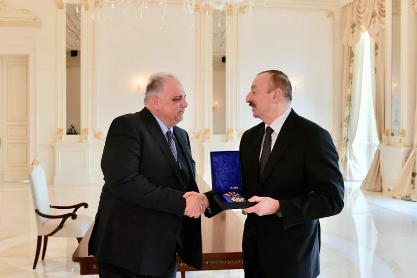 İlham Əliyev Dünya Güləş Birliyinin prezidentini qəbul edib