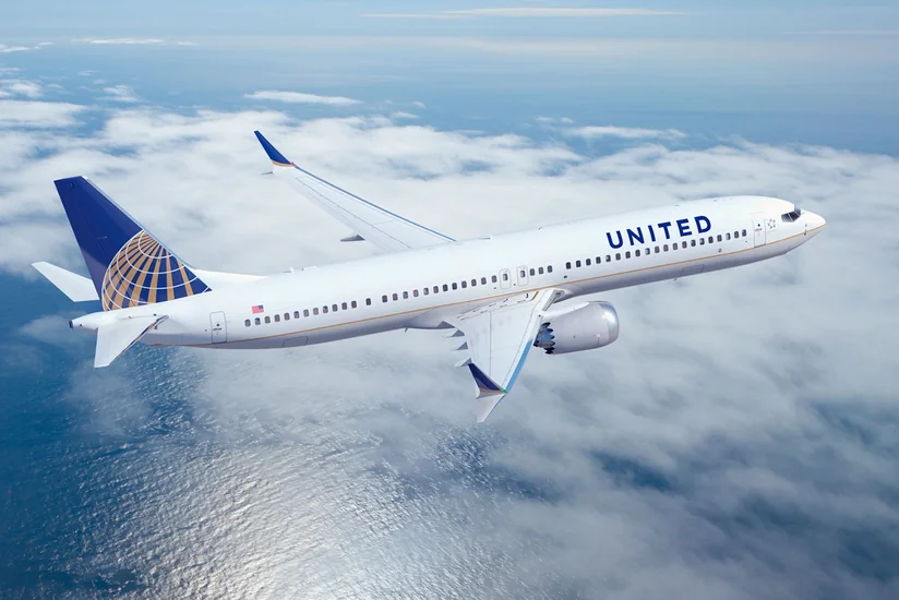 ​United Airlines plane reported a state of emergency on board