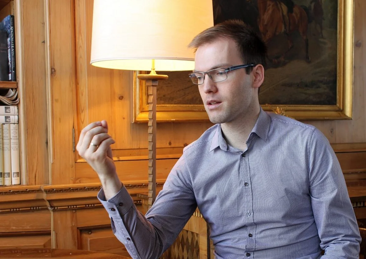 Bild military expert: I advise Armenians to surrender