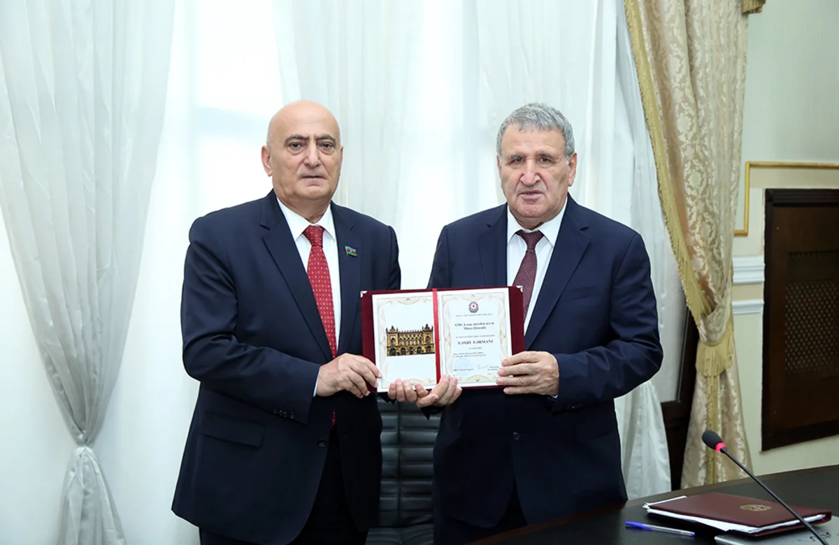 Musa Qasımlı AMEA-nın Qafqazşünaslıq İnstitutunun direktoru vəzifədən azad edilib