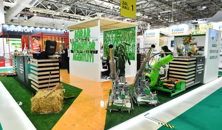 Президент и первая леди ознакомились с XVI выставкой Caspian Agro и XXVIII выставкой InterFood Azerbaijan