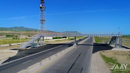 Bakıdan Rusiya sərhədinə gedən magistral yolda piyada keçidi inşa edilib