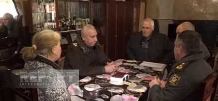 Naxçıvanda antiterror tədbirlərində şəhid olanların ailə üzvlərinə orden və medallar təqdim edilib