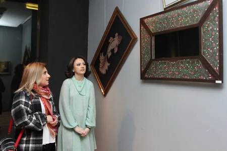 Bakıda “İpəkdə yaşayan izlər” sərgisi keçirilib - FOTO