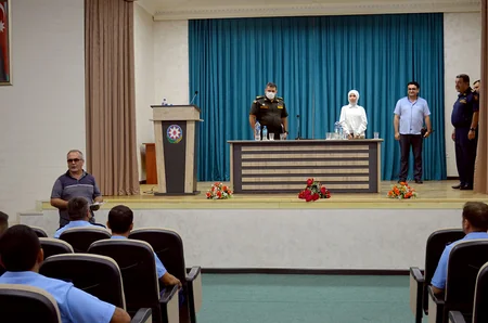 Azerbaijan Army conducts seminars for military servicemen