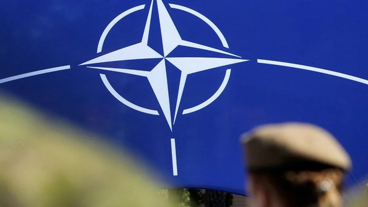 Трамп намерен добиваться повышения военных расходов стран НАТО до 5% их ВВП