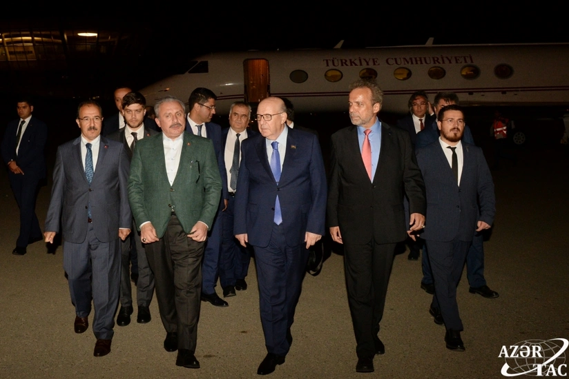 Спикер Великого национального собрания Турции прибыл в Азербайджан