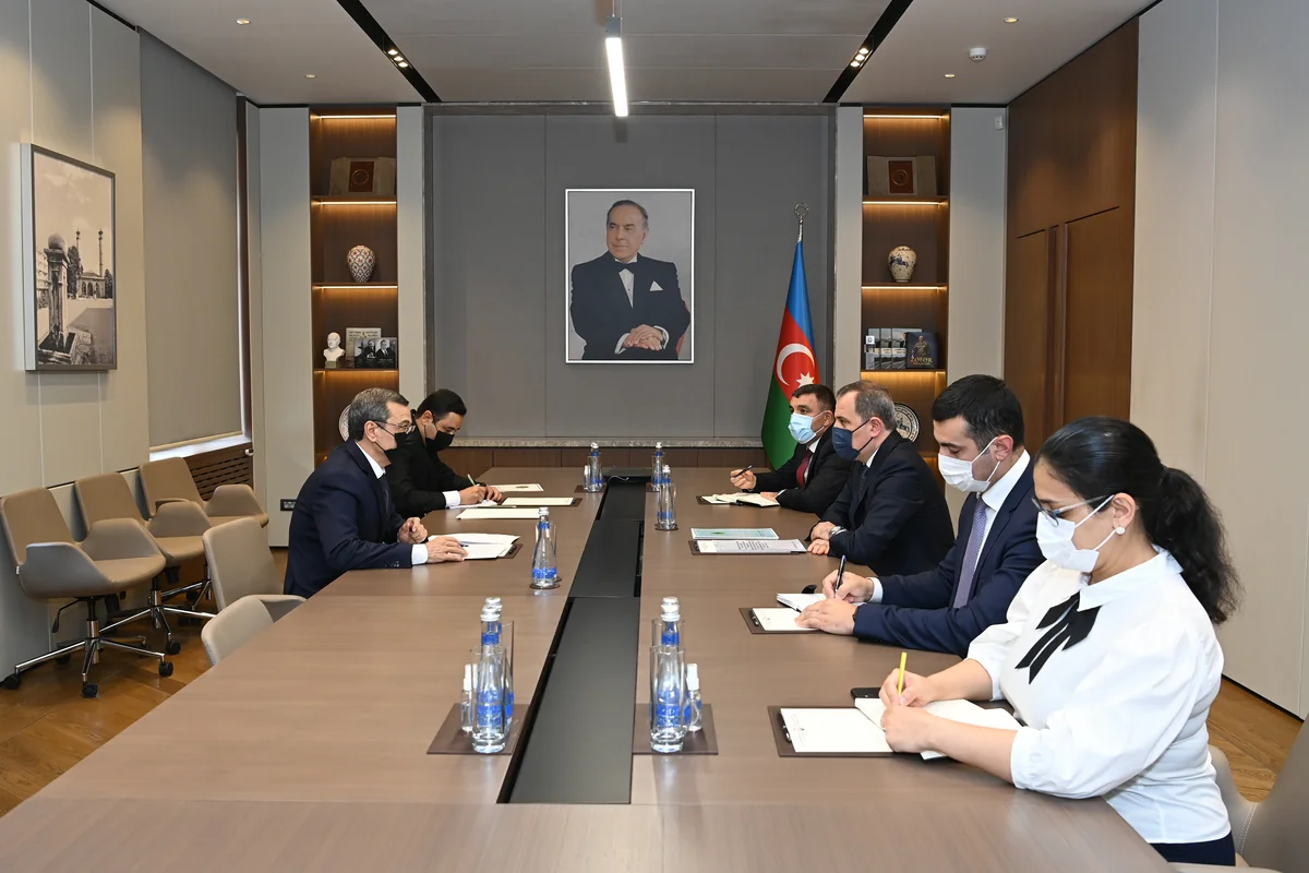 Ceyhun Bayramov Türkmənistanın yeni səfiri ilə görüşüb