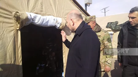 Turkish interior minister visits base point of Azerbaijani rescuers