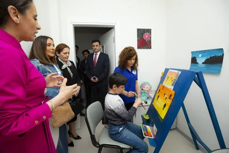 Heydər Əliyev Fondunun təşəbbüsü, “AzerGold”un dəstəyi ilə Gəncədə Autizm Mərkəzi istifadəyə verilib