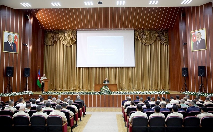Bakı Qarnizonunda döyüş hazırlığının təhlilinə dair müşavirə keçirilib