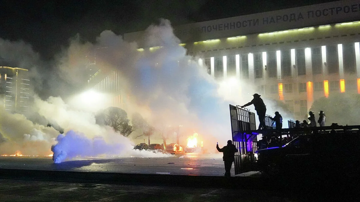 Полиция Казахстана изъяла более 740 единиц оружия, похищенного в ходе беспорядков