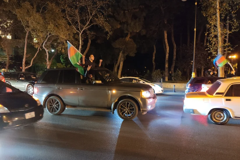 Baku residents celebrate victory