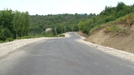 Qubada 5 istiqamətdə 36,4 kilometrlik yolun tikintisi yekunlaşır - VİDEO