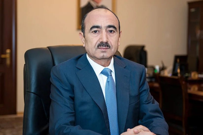 Əli Həsənov: “Gəncədə yaranmış həssas dönəm cəmiyyətimizin dövlətin ətrafında daha sıx birləşməsini tələb edir”