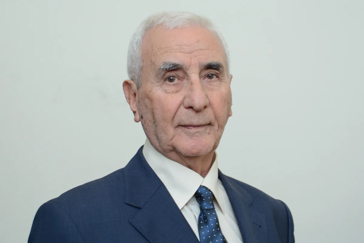 UNEC-in professoru 90 yaşında vəfat edib