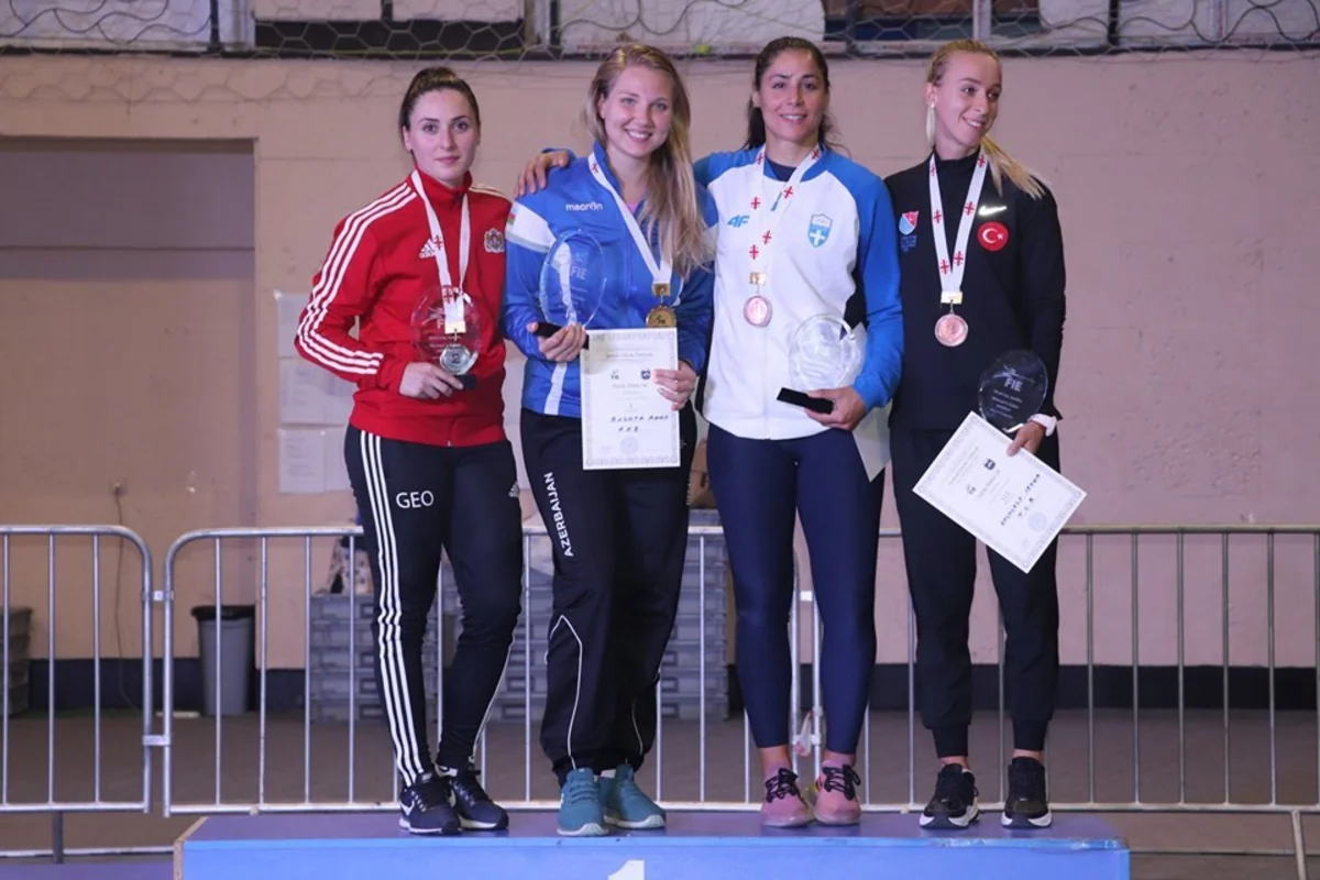 Azərbaycan qılıncoynadanı Tbilisidə keçirilən beynəlxalq turnirdə qızıl medal qazanıb - FOTO
