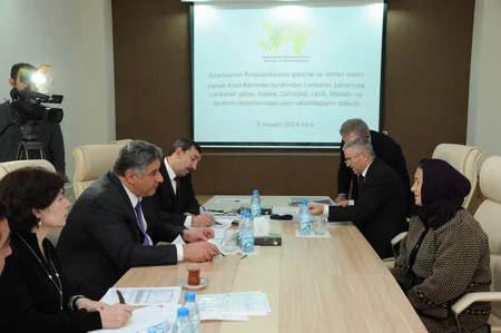 Nazir Azad Rəhimov Lənkəran şəhərində vətəndaşlarla görüşüb