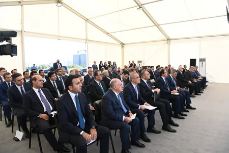 Baş nazir Ağsuda müşavirə keçirib, buğda istehsalındakı problemlər müzakirə olunub