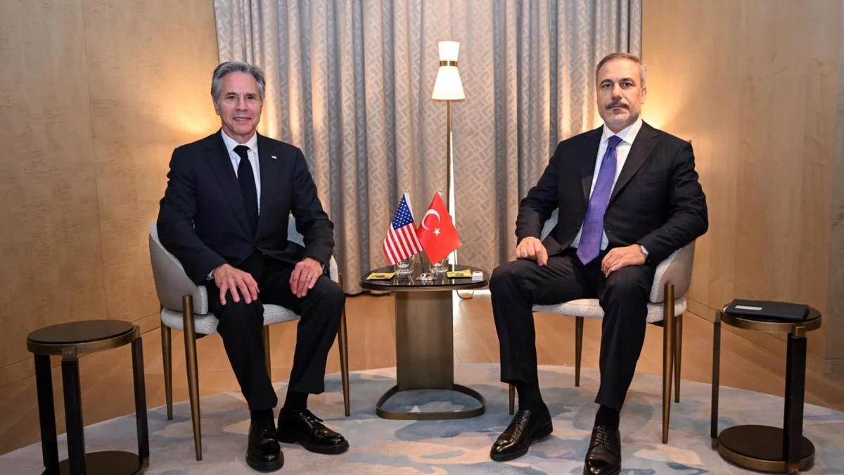 Blinken Fidanla Yaxın Şərqdəki gərginliyə qarşı birgə səyləri müzakirə edib