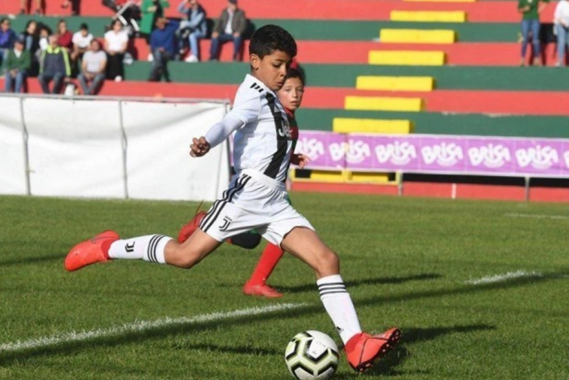 Сын Роналду забил 58 голов в 28 матчах  - ВИДЕО