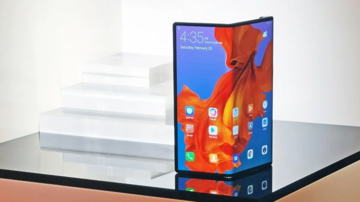 Huawei отложила запуск смартфона с гнущимся экраном