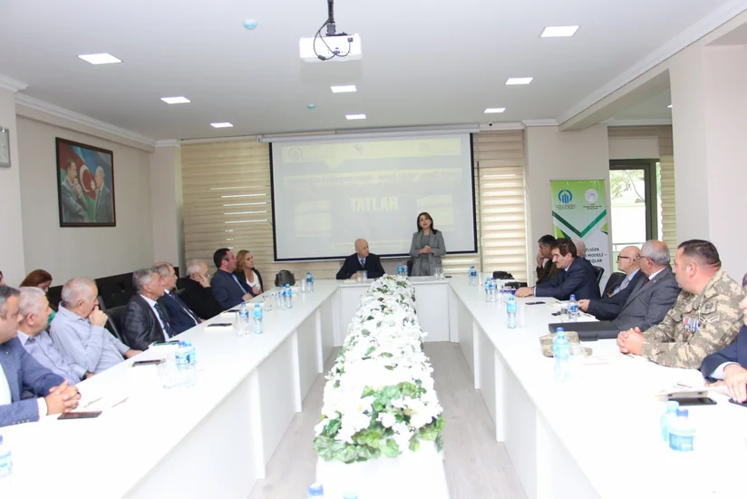 Multikulturalizm Mərkəzində tat dilində “Əli və Nino” kitabının təqdimatı olub