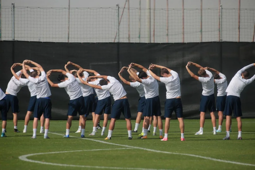 Azərbaycan millisinin futbolçusu BƏƏ və Türkiyədə hazırlıq keçəcək