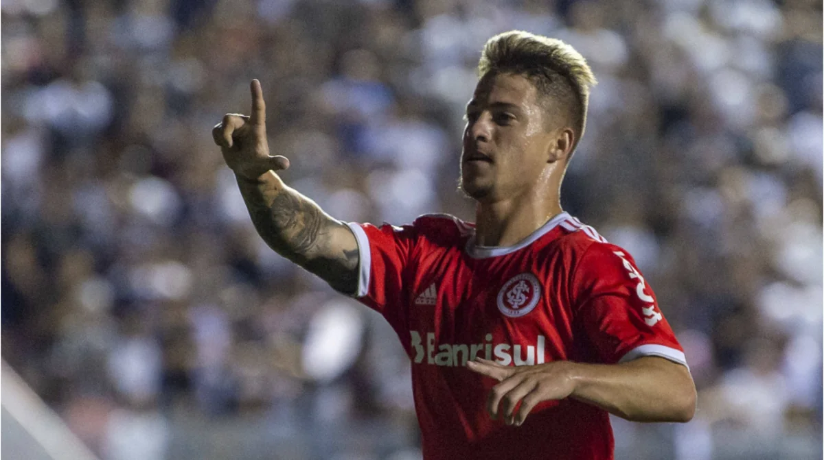 Нефтчи пополнил состав бразильским нападающим