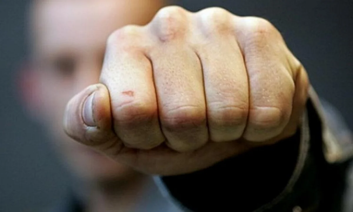 В Азербайджане сын избил отца