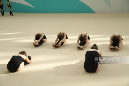 Bölgə idmançılarının Milli Gimnastika Arenasında təlim-məşq toplanışı davam edir