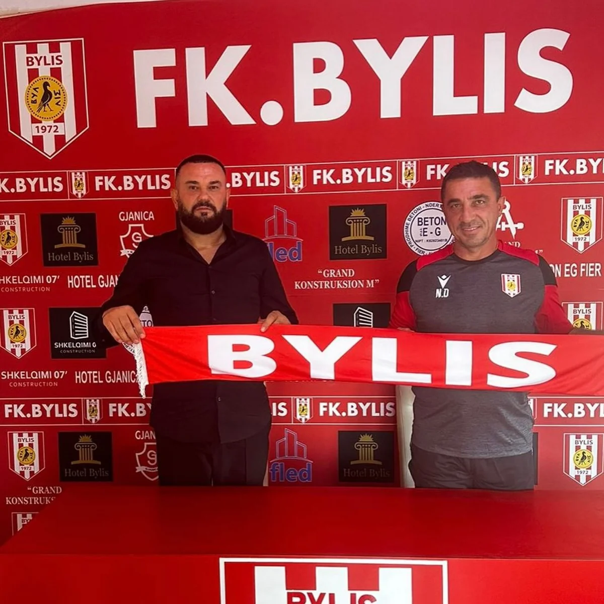 Azərbaycanlı futbolçunun çıxış etdiyi Albaniya klubunun yeni baş məşqçisi açıqlanıb