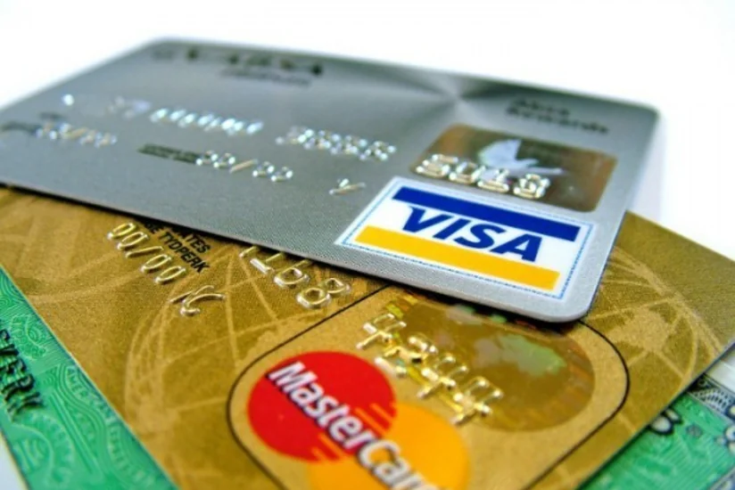 “VISA International” və “MasterCard” Azərbaycan banklarına qarşı tələb irəli sürüb