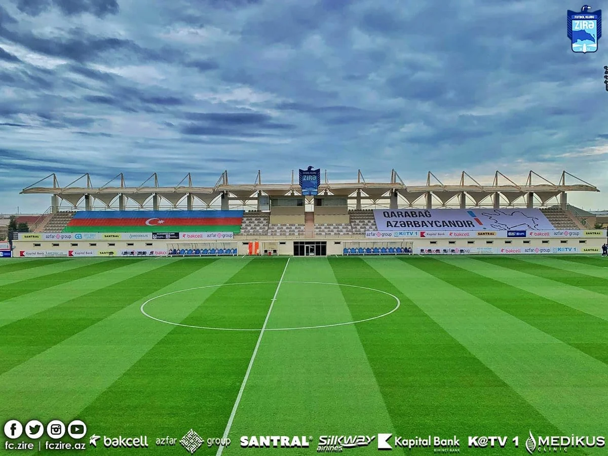 Zirə və Neftçinin futbolçuları meydana hərbi geyimdə çıxdılar