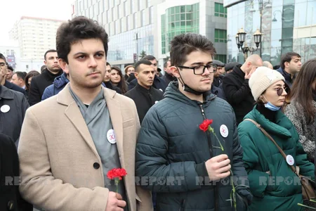 Azerbaijani people honor memory of Khojaly genocide victims