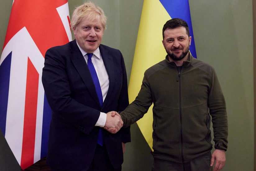 Zelenski və Conson arasında telefon danışığı olub