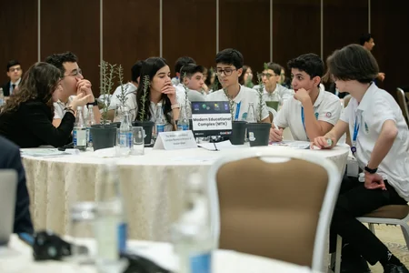 Heydər Əliyev adına Müasir Təhsil Kompleksinin yeni uğuru: 13 məktəb bir layihədə birləşdi