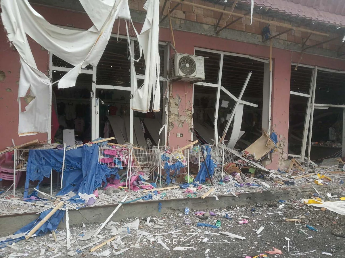 Armenians fire more than 400 shells at Tartar, destroying 10 houses