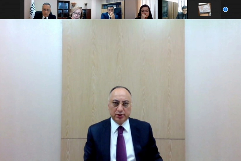 Qoşqar Təhməzli Rosselxoznadzorun sədr müavini ilə videoformatda görüşüb