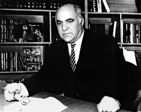 Görkəmli dilçi-alim, akademik Afad Qurbanovun anadan olmasının 90 illik yubileyidir