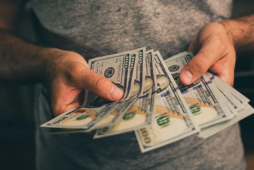 Gürcüstanda dollar kəskin bahalaşdı