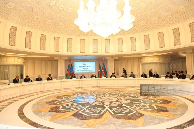 Bakıda Heydər Əliyev-100: Milli-mənəvi dəyərlərimiz adlı konfrans keçirilib