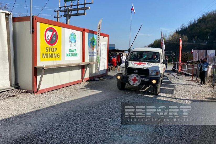 По дороге Ханкенди-Лачын беспрепятственно проехали 12 автомобилей МККК