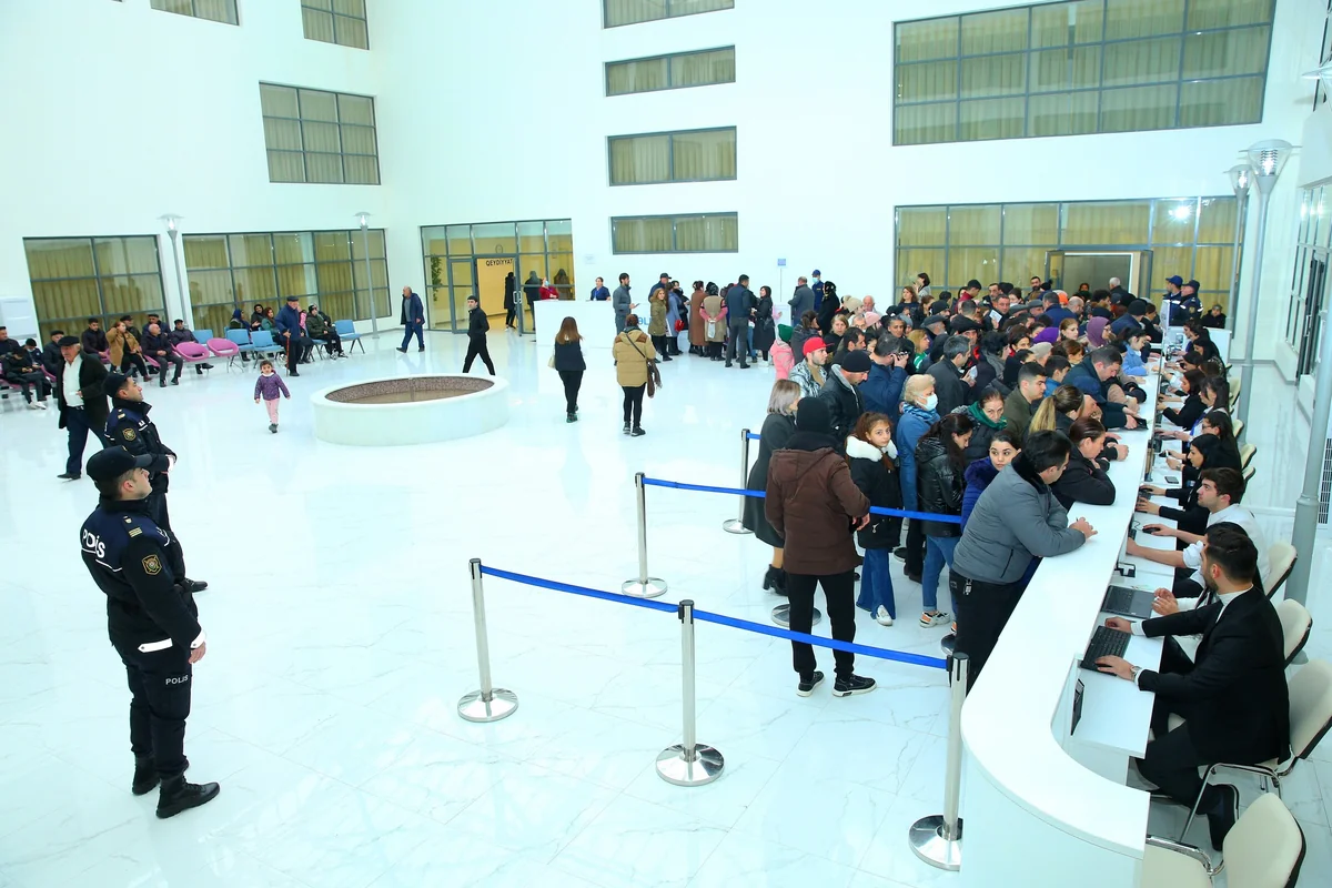 Rəqəmsallaşmanın həll edə bilmədiyi növbə problemi